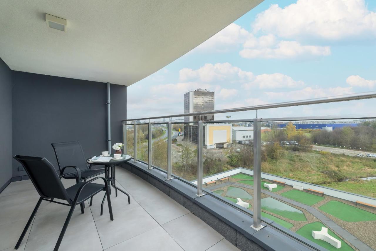 Apartment Modern Air Conditioning & Parking By Renters